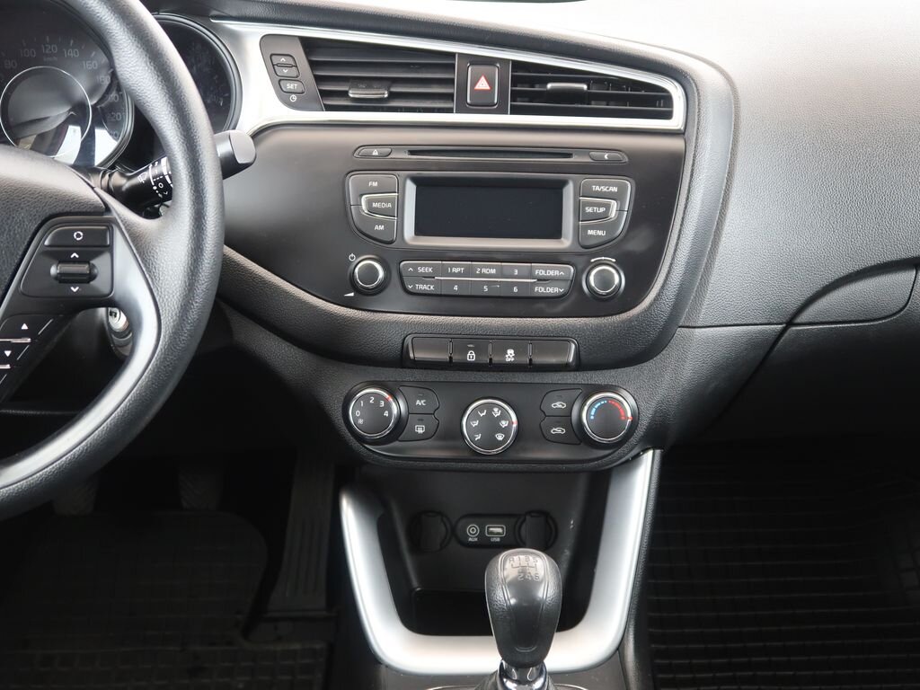 KIA Ceed Hatchback 1,4 l 73 kw