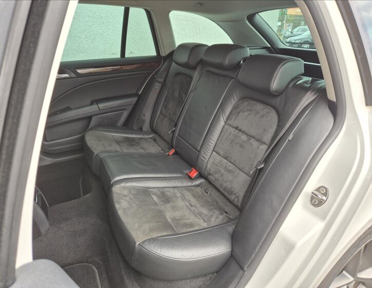 Škoda Superb Kombi 3,6 l 191 kw