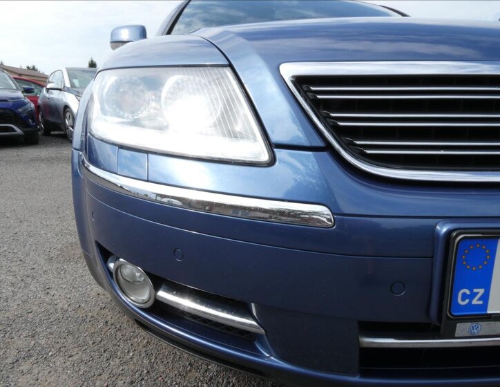 Volkswagen Phaeton Sedan / Limuzína 3,0 l 171 kw