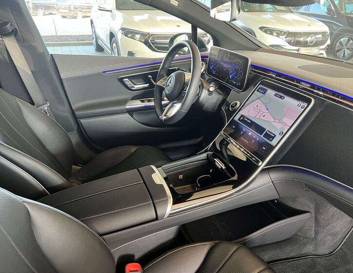 Mercedes-Benz EQE 12