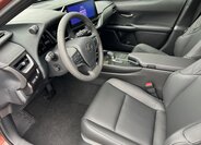 Lexus UX 300h SUV 2,0 l 135 kw