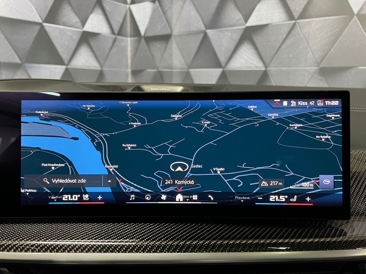 BMW X7 SUV / Terénní 4,4 l 390 kw