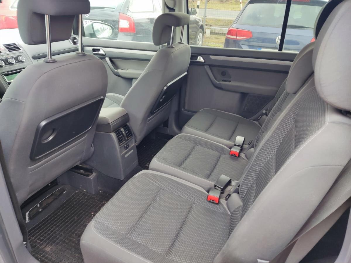 Volkswagen Touran Kombi 2,0 l 103 kw