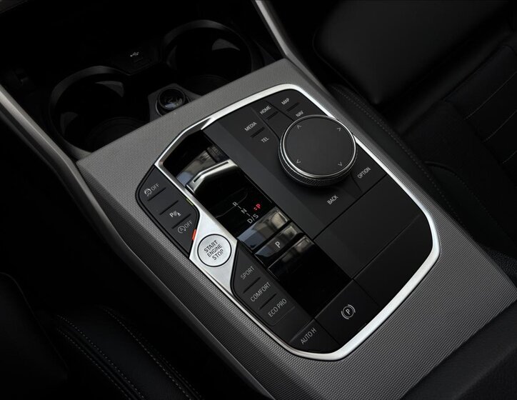 BMW Řada 3 Sedan / Limuzína 2,0 l 115 kw