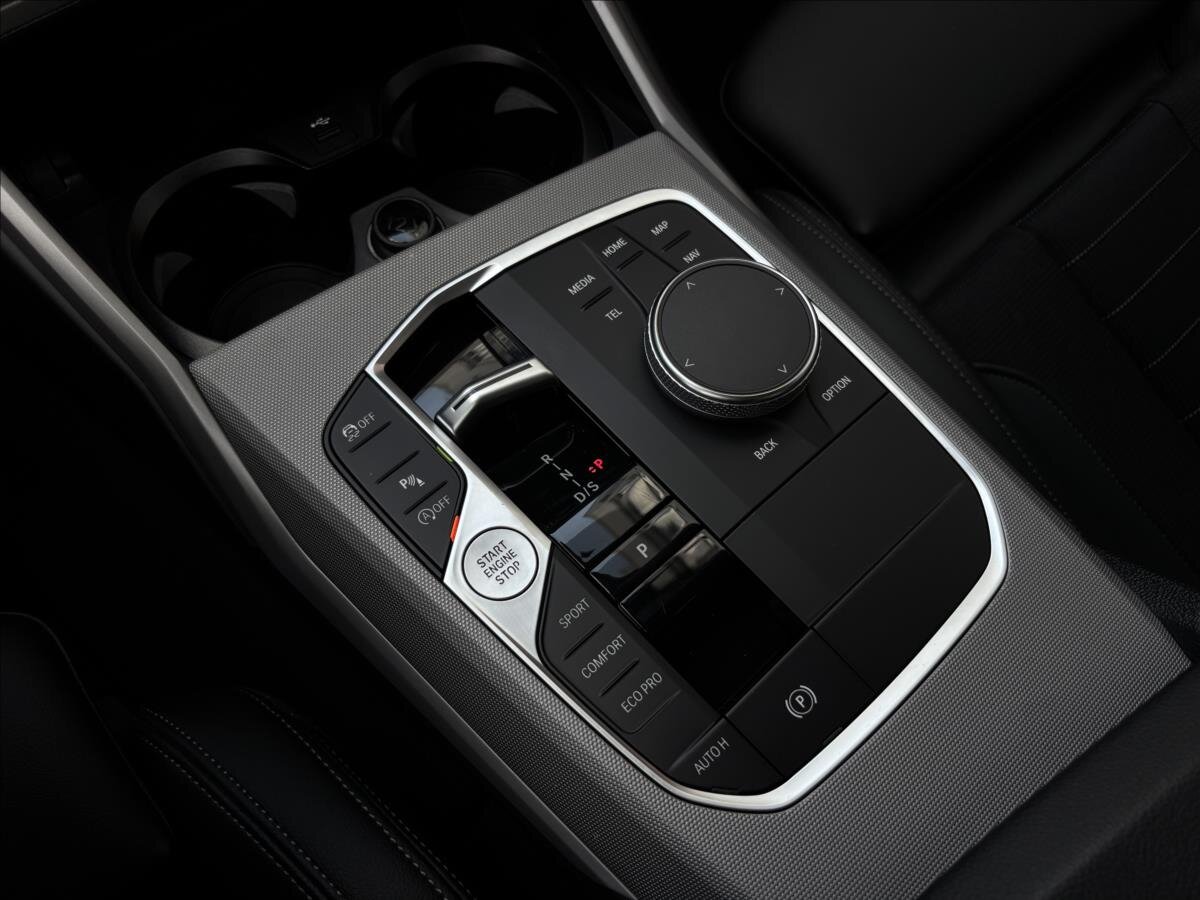 BMW Řada 3 Sedan / Limuzína 2,0 l 115 kw