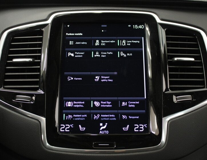 Volvo XC90 SUV / Terénní 2,0 l 173 kw