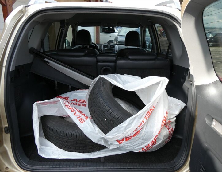 Toyota RAV4 SUV / Terénní 2,2 l 110 kw