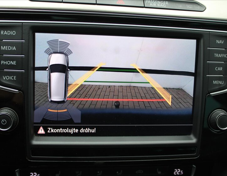 Volkswagen Passat 20