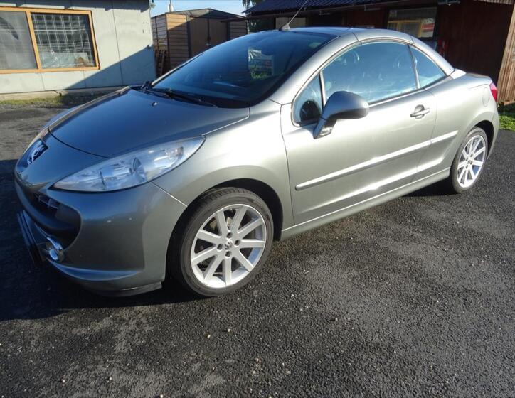 Peugeot 207 5