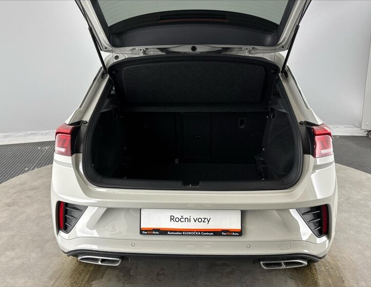 Volkswagen T-Roc SUV / Terénní 1,5 l 110 kw