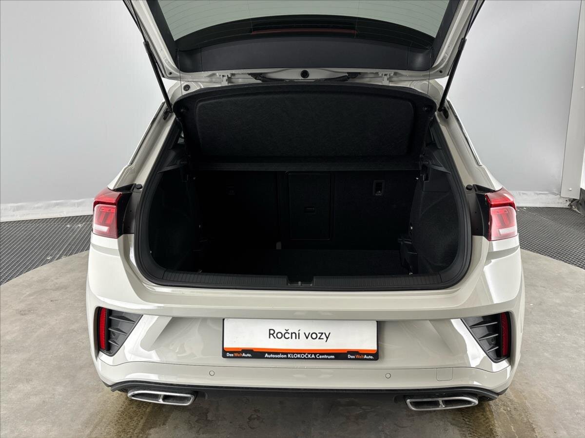 Volkswagen T-Roc SUV / Terénní 1,5 l 110 kw