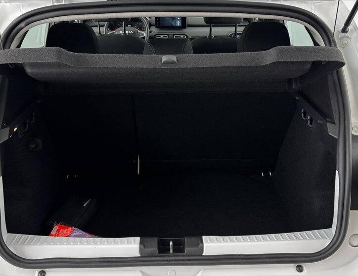 Dacia Sandero Hatchback 999,0 67 kw