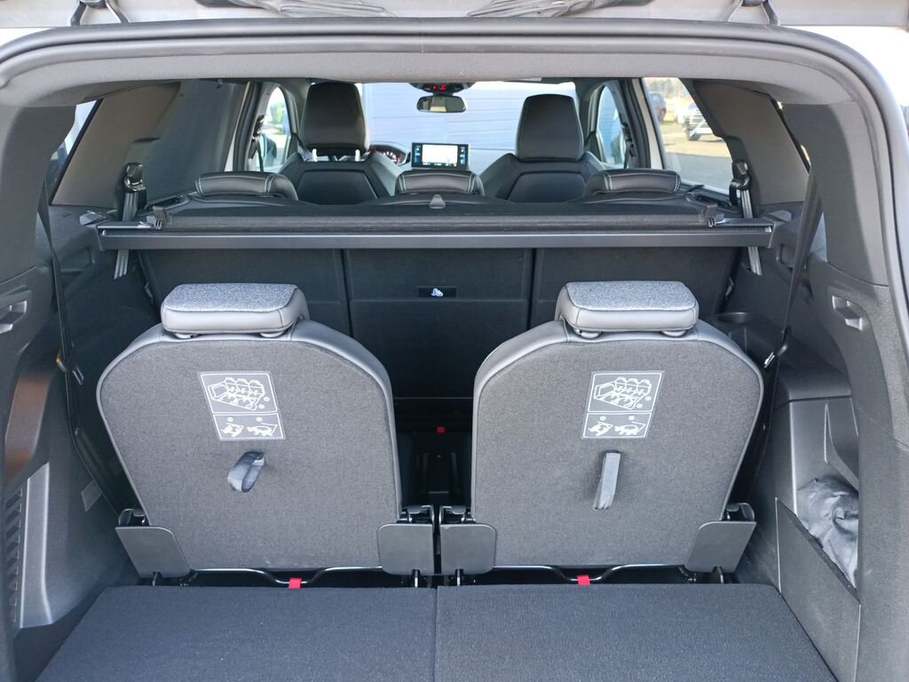 Peugeot 5008 SUV / Terénní 1,2 l 96 kw