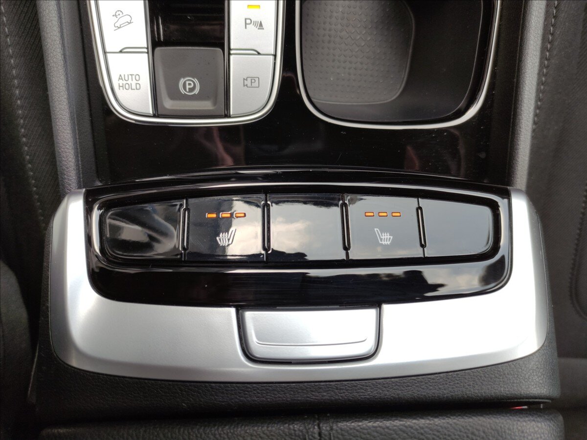 Hyundai Tucson SUV / Terénní 1,6 l 100 kw