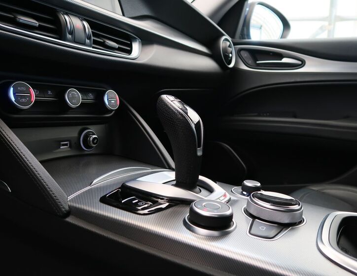 Alfa Romeo Stelvio 20