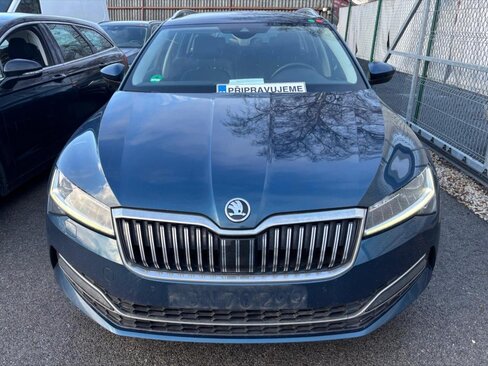 Škoda Superb Kombi 2,0 l 110 kw