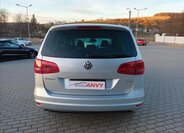 Volkswagen Sharan Kombi 2,0 l 103 kw