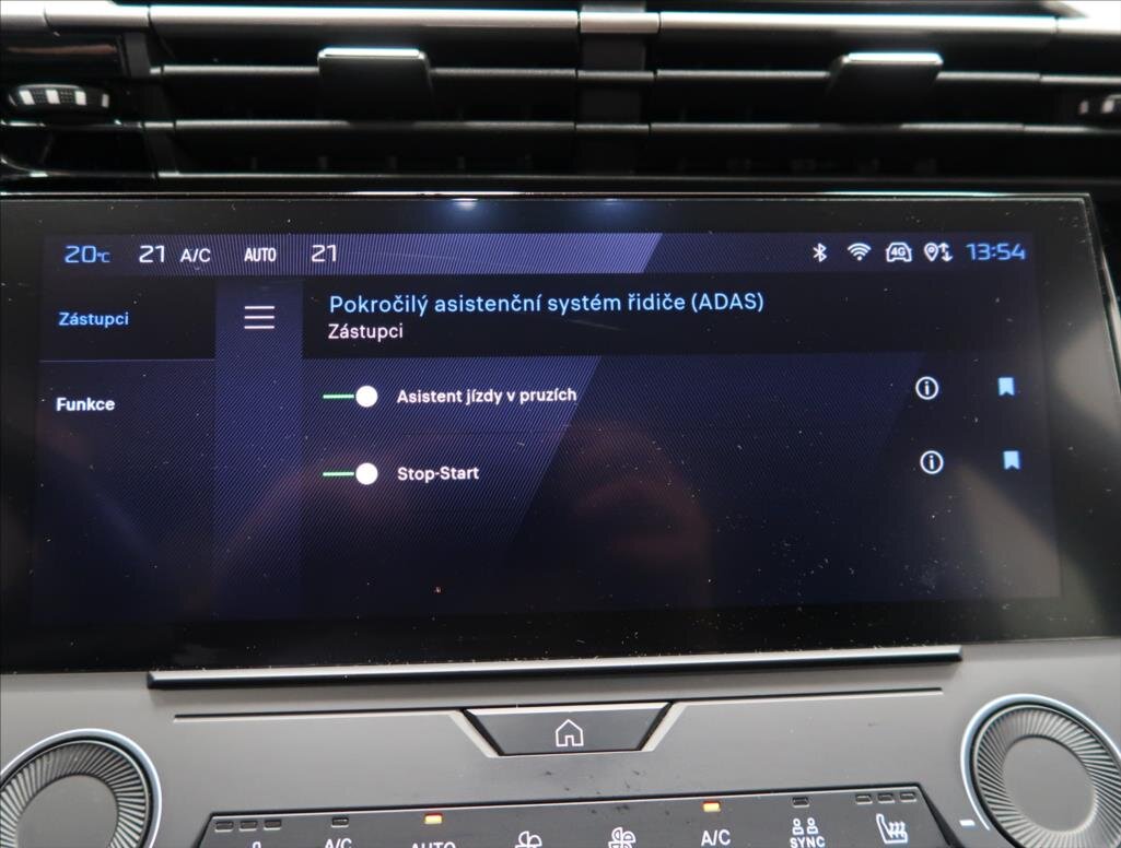 Peugeot 308 Kombi 1,2 l 96 kw