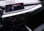 BMW X5 SUV / Terénní 3,0 l 230 kw