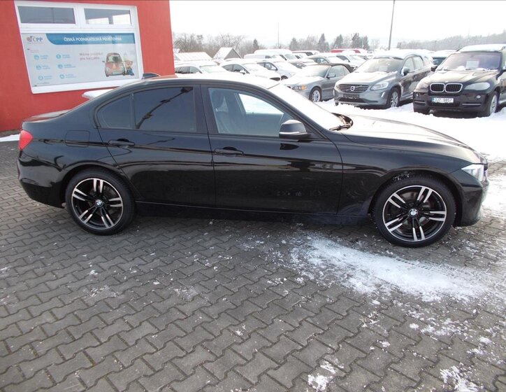 BMW Řada 3 Sedan 2,0 l 135 kw