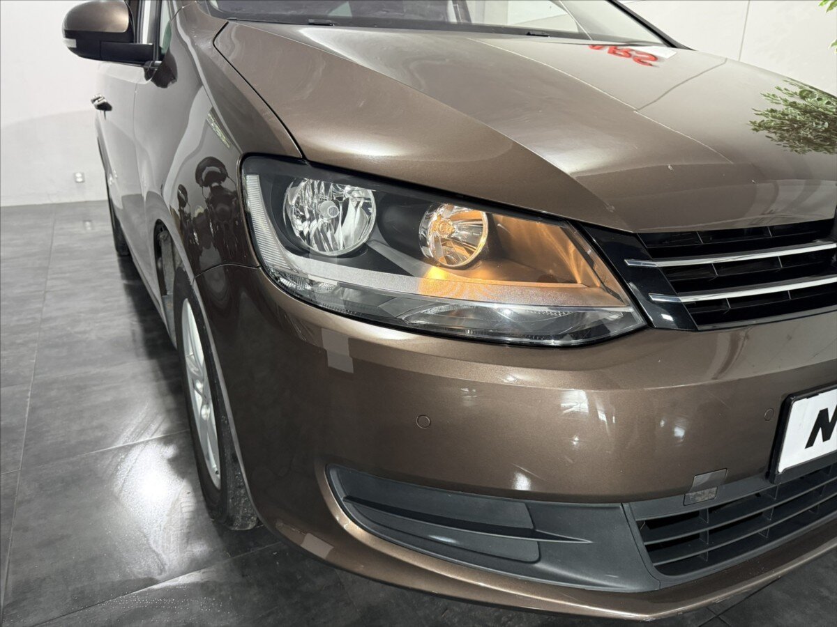 Volkswagen Sharan MPV 2,0 l 103 kw