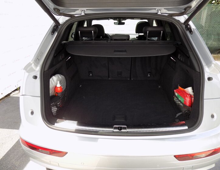 Audi Q5 SUV 2,0 l 140 kw