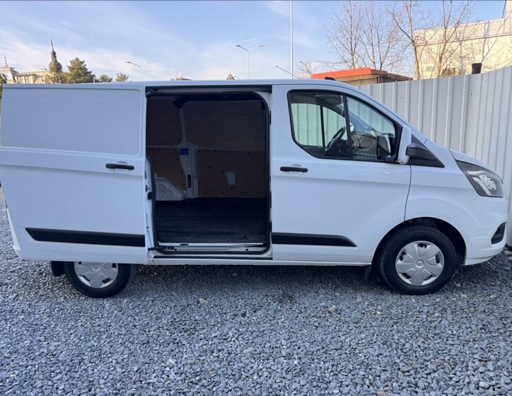 Ford Transit Custom Skříň 2,0 l 77 kw
