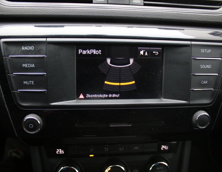 Škoda Superb Kombi 1,4 l 110 kw