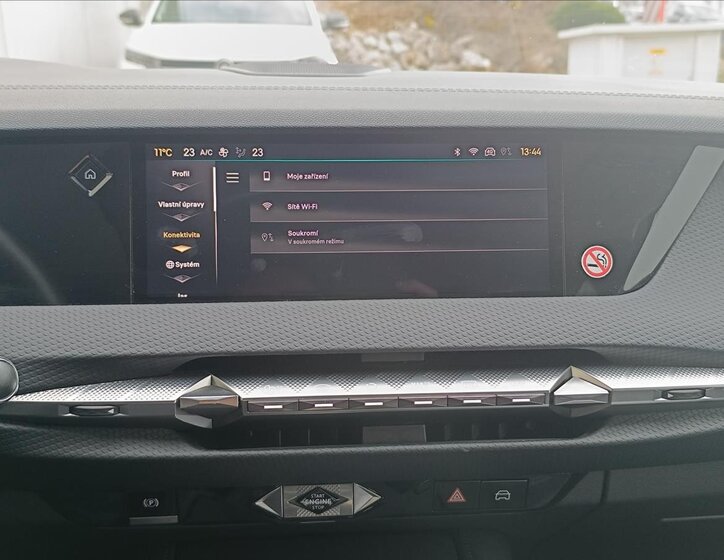 DS Automobiles DS4 Hatchback 1,6 l 133 kw