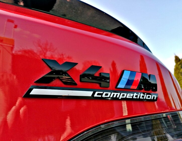 BMW X4 SUV / Terénní 3,0 l 375 kw