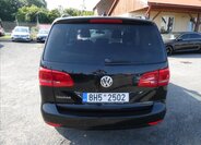 Volkswagen Touran 9