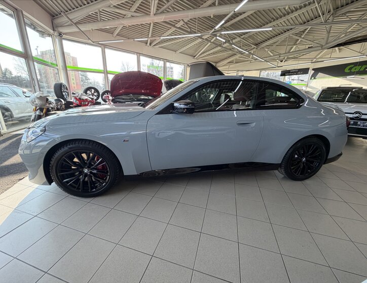 BMW Řada 2 Kupé 3,0 l 275 kw
