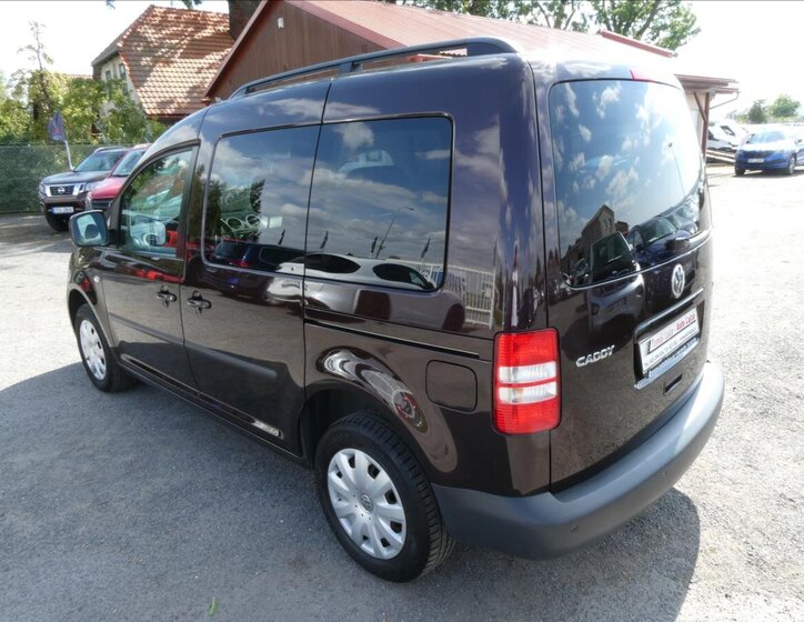 Volkswagen Caddy Kombi 1,6 l 75 kw