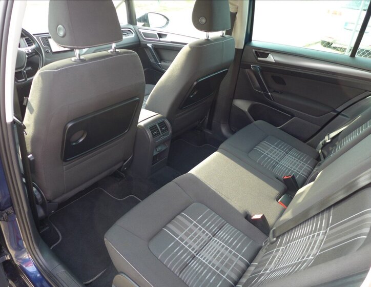 Volkswagen Golf Sportsvan Kombi 1,2 l 81 kw