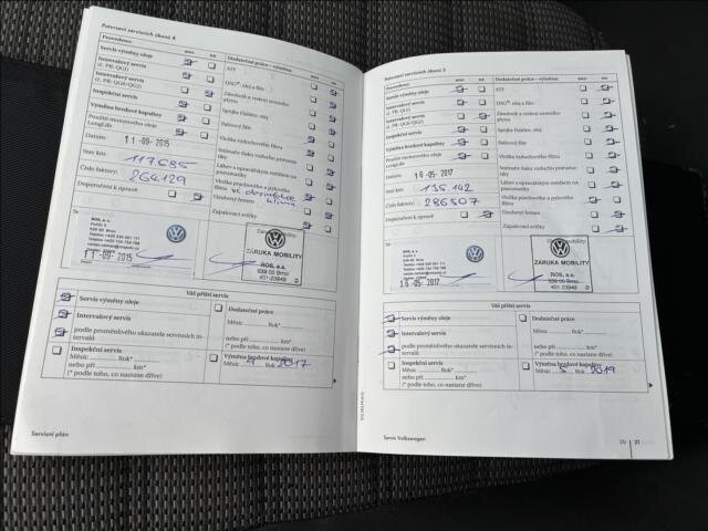 Volkswagen Passat CC Sedan 1,8 l 118 kw