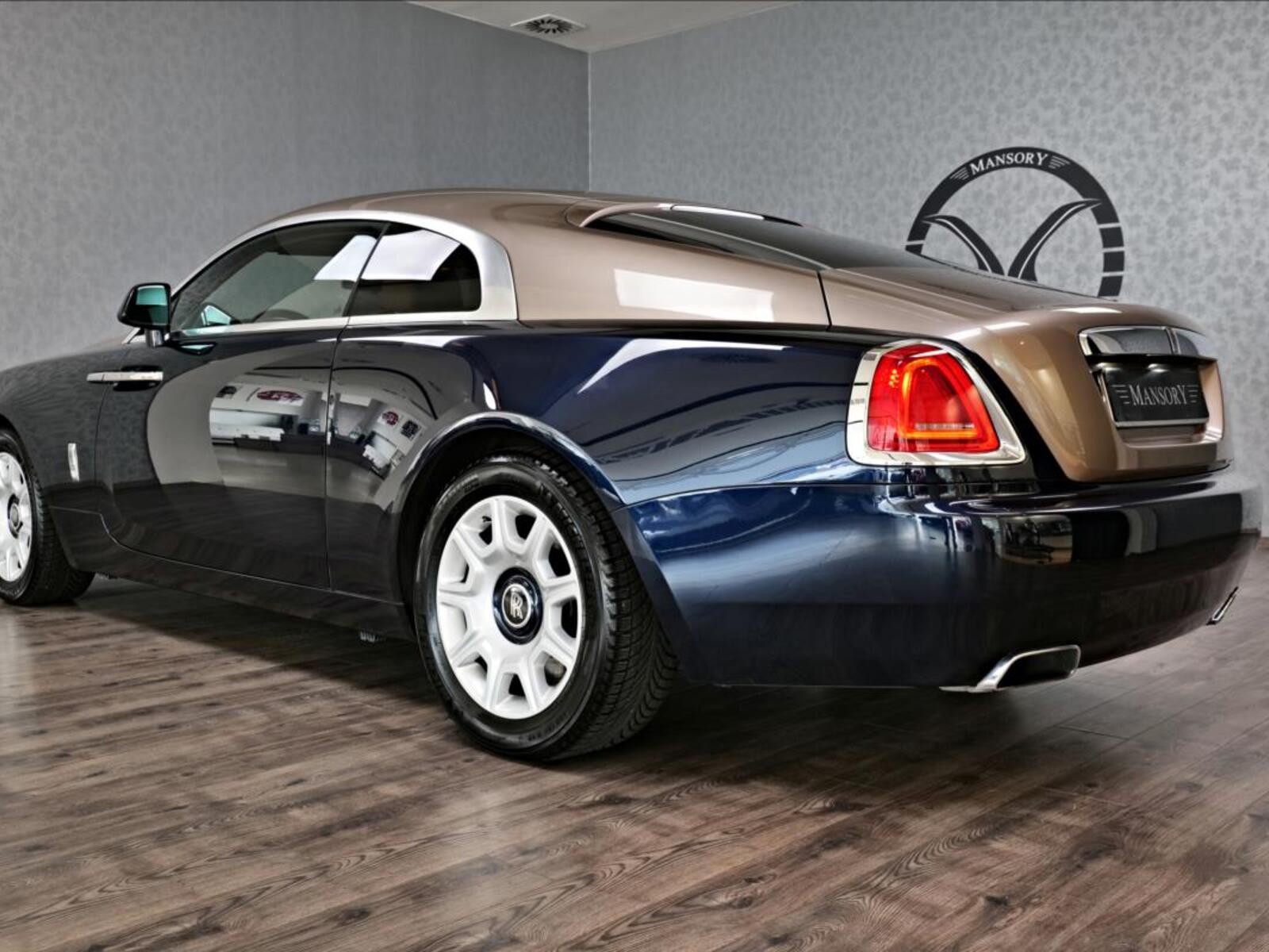 Rolls-Royce Wraith 7