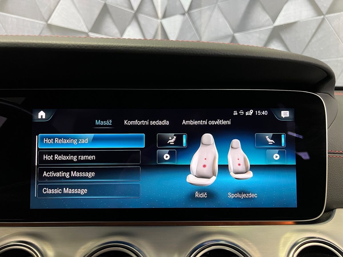 Mercedes-Benz Třídy E Kombi 3,0 l 320 kw