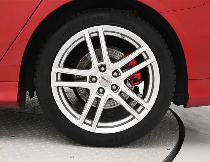 Ford Mondeo Sedan 2,0 l 140 kw