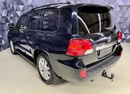 Toyota Land Cruiser 5