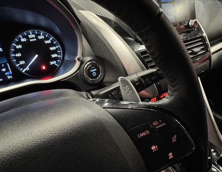 Mitsubishi Eclipse Cross SUV 2,4 l 138 kw