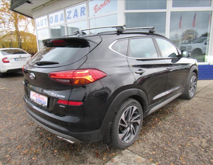 Hyundai Tucson 4
