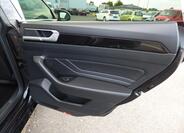 Volkswagen Arteon 69