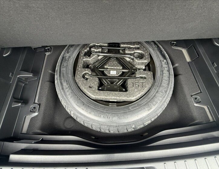 Hyundai Kona SUV / Terénní 1,6 l 132 kw