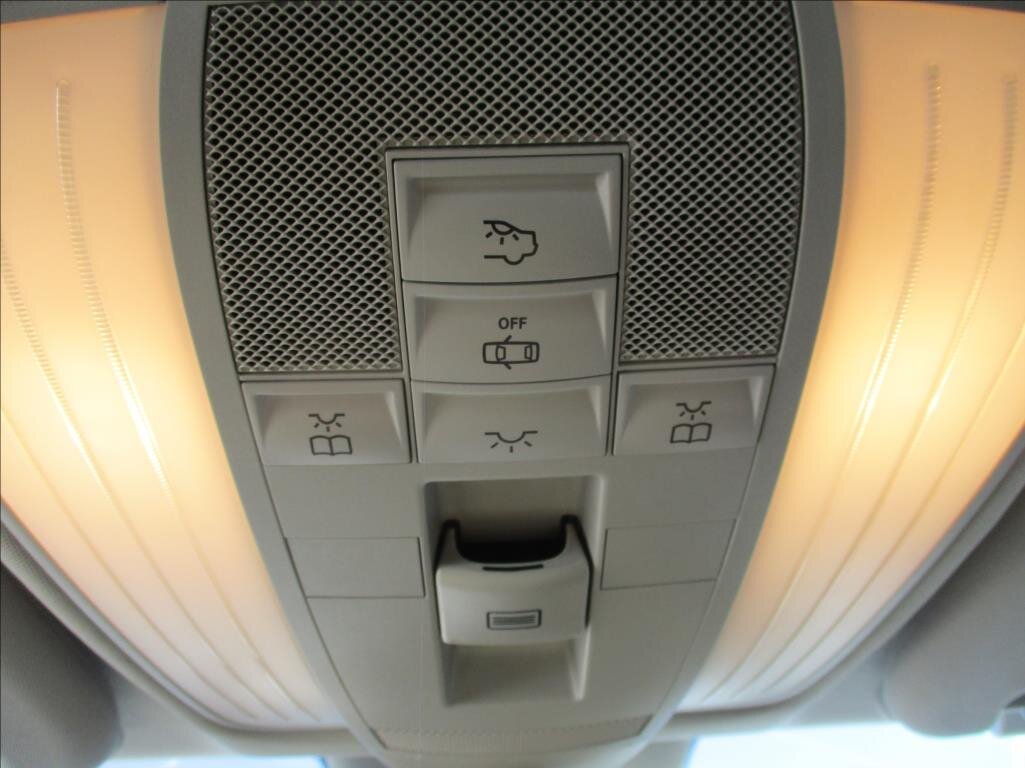 Mercedes-Benz Třídy E Kombi 2,1 l 150 kw