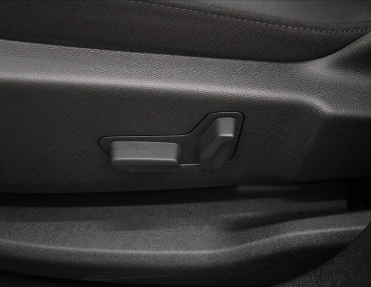 Citroën C5 Aircross SUV / Terénní 1,5 l 96 kw