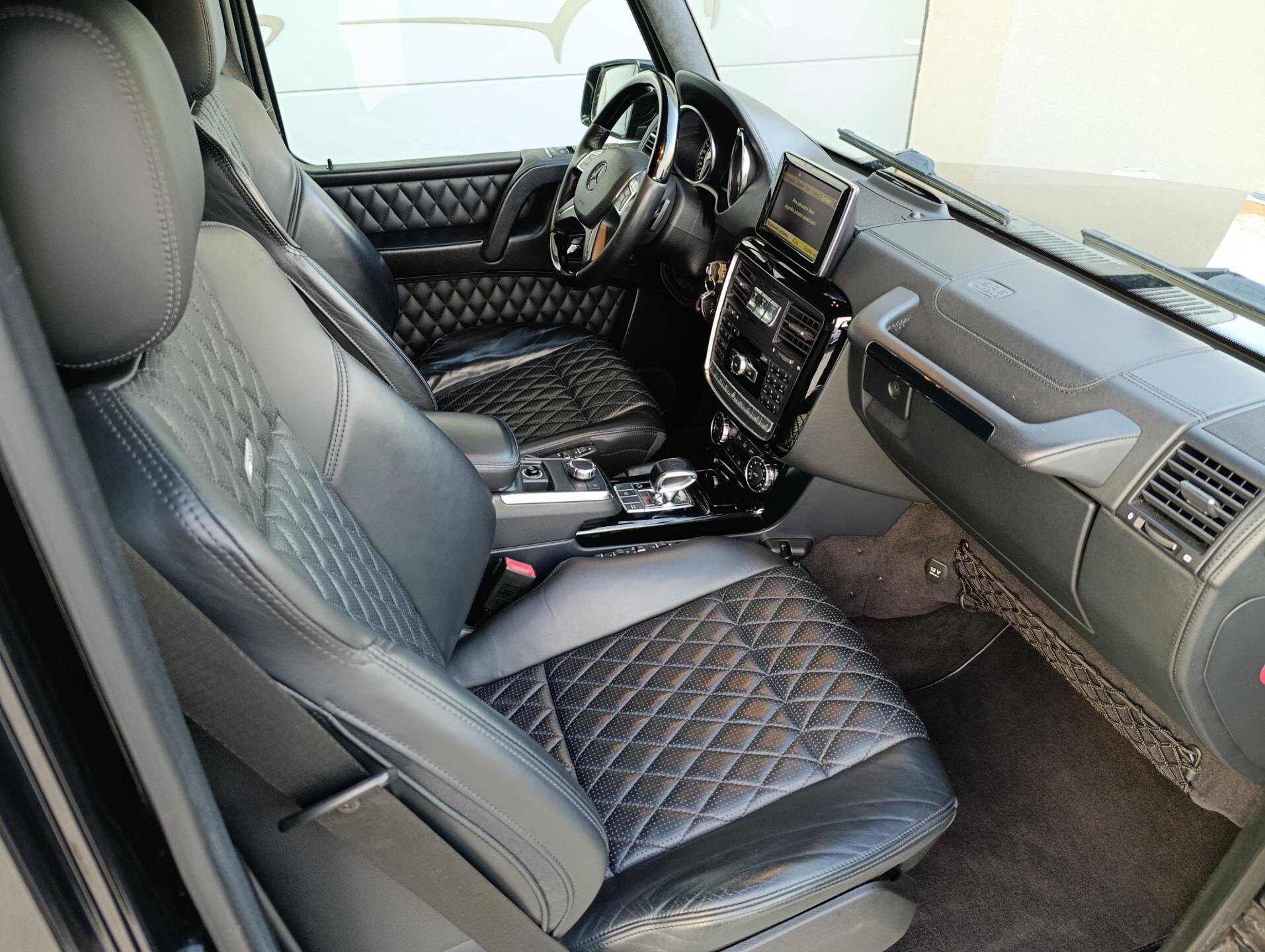 Mercedes-Benz Třídy G SUV / Terénní 5,5 l 400 kw