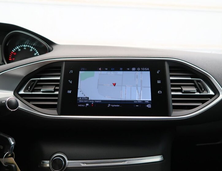 Peugeot 308 Hatchback 1,2 l 81 kw