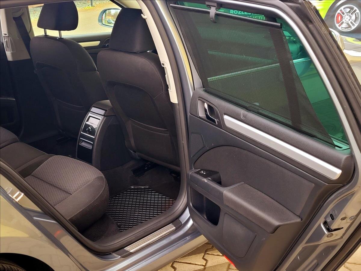 Škoda Superb Kombi 1,8 l 118 kw