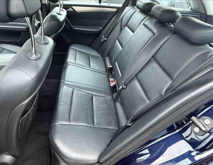 Mercedes-Benz Třídy C 8