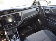 Toyota Auris Kombi 1,2 l 85 kw